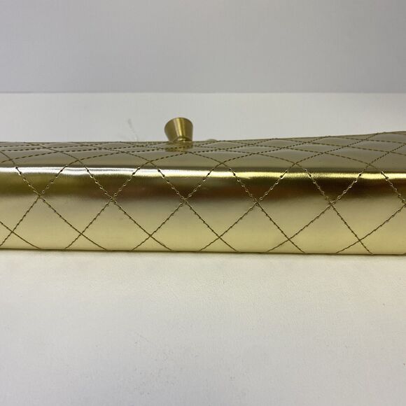 Sondra Roberts Clutch with Removal Chain Kiss Lock Closure Gold Metallic Quilted - Picture 10 of 10